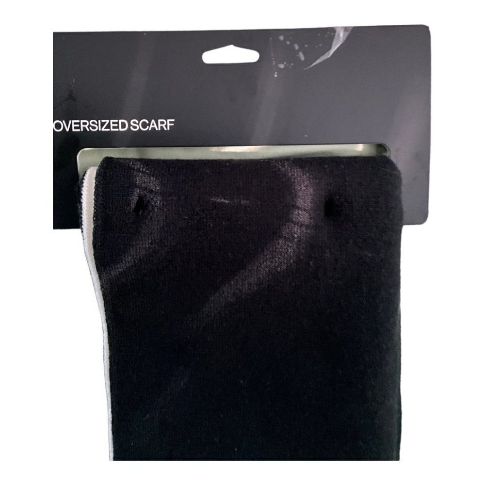 JORDAN Oversized Unisex Scarf - Picture 4 of 7